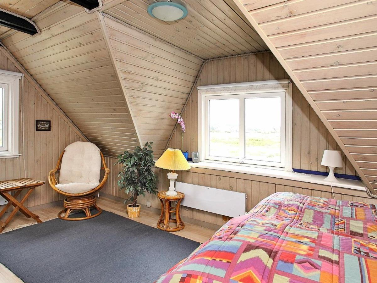 6 Person Holiday Home In Blokhus Oda fotoğraf